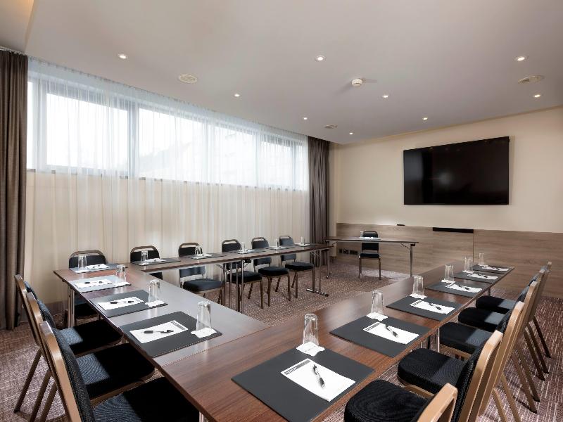 Radisson Blu Hotel & Conference Centre, Salzburg image