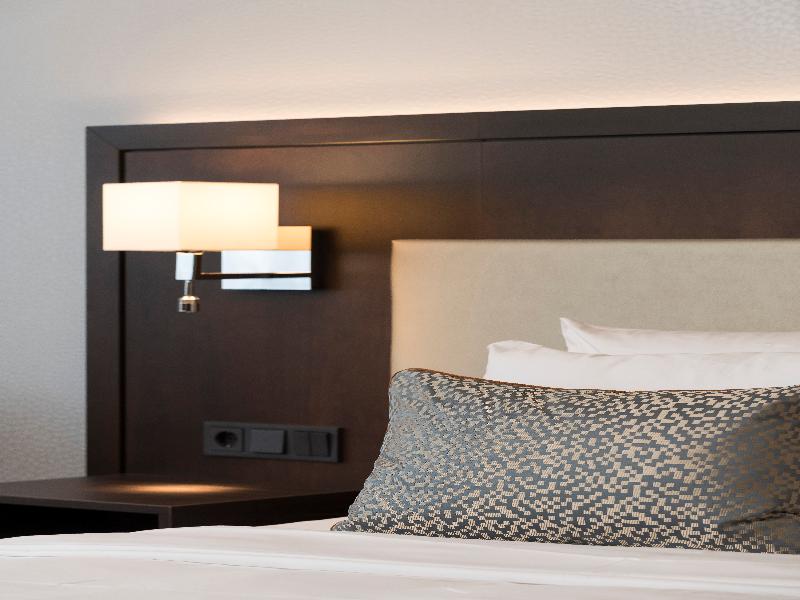 Radisson Blu Hotel & Conference Centre, Salzburg image