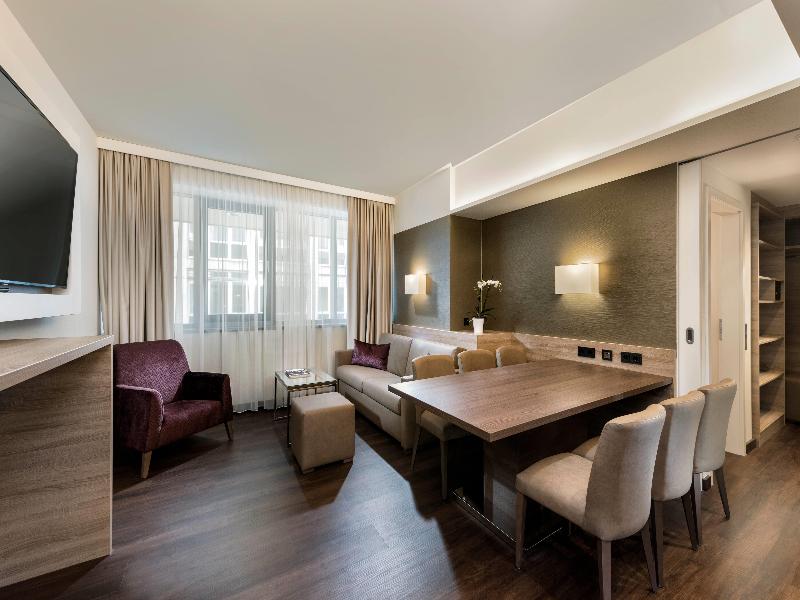 Radisson Blu Hotel & Conference Centre, Salzburg image