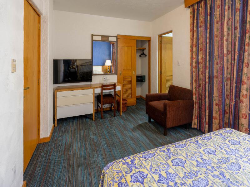 Hotel New York image