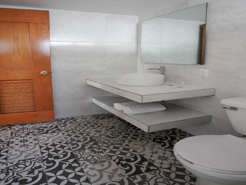 Hotel New York image