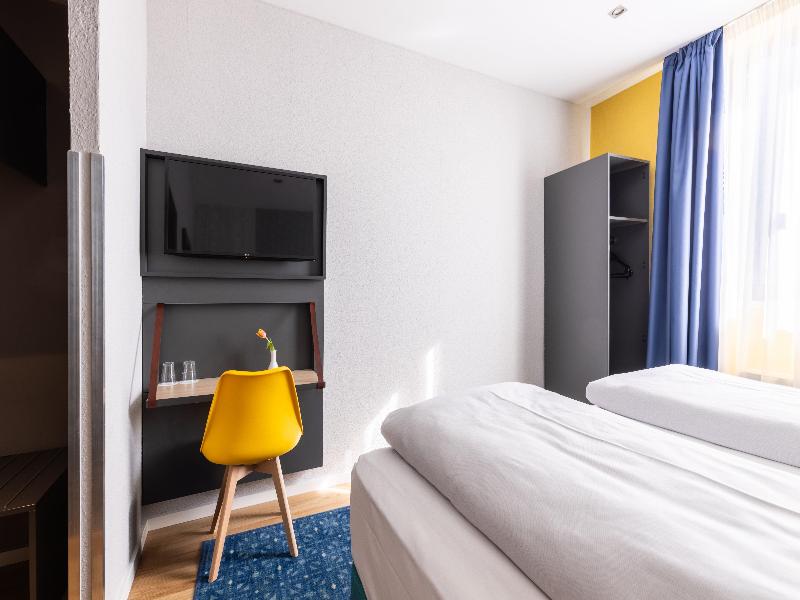 Garner Hotel Vienna, by IHG image