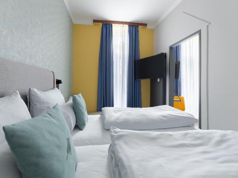 Garner Hotel Vienna, by IHG image