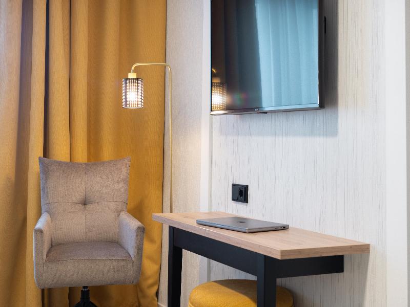 Garner Hotel Vienna, by IHG image