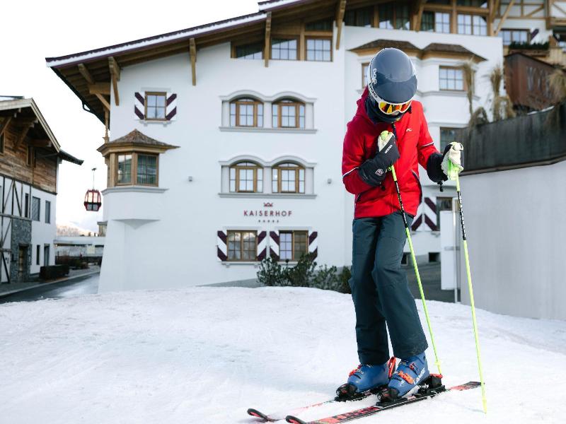 Hotel Kaiserhof Kitzbühel image