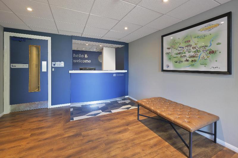 Travelodge Alcester image