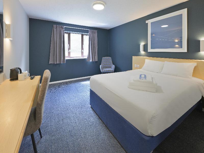 Travelodge Alcester image