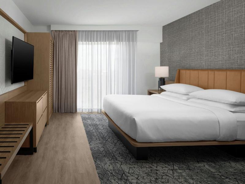 Sheraton Suites Cypress Creek Ft. Lauderdale image