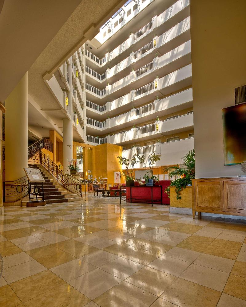 Hotel Hilton Santa Monica Hotel & Suites