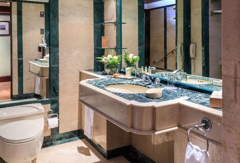 Stay in style at Plaza San Francisco