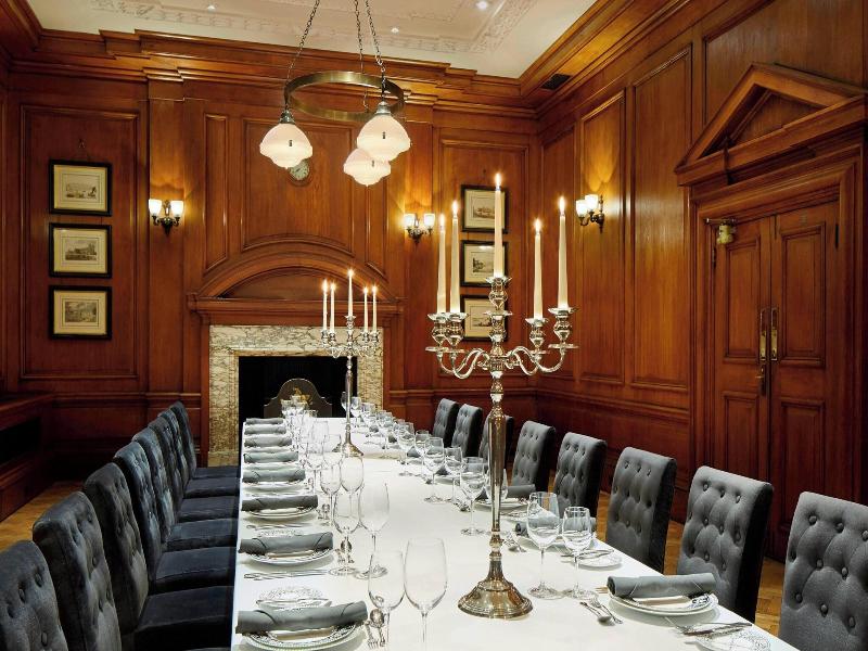 London Marriott Hotel County Hall image