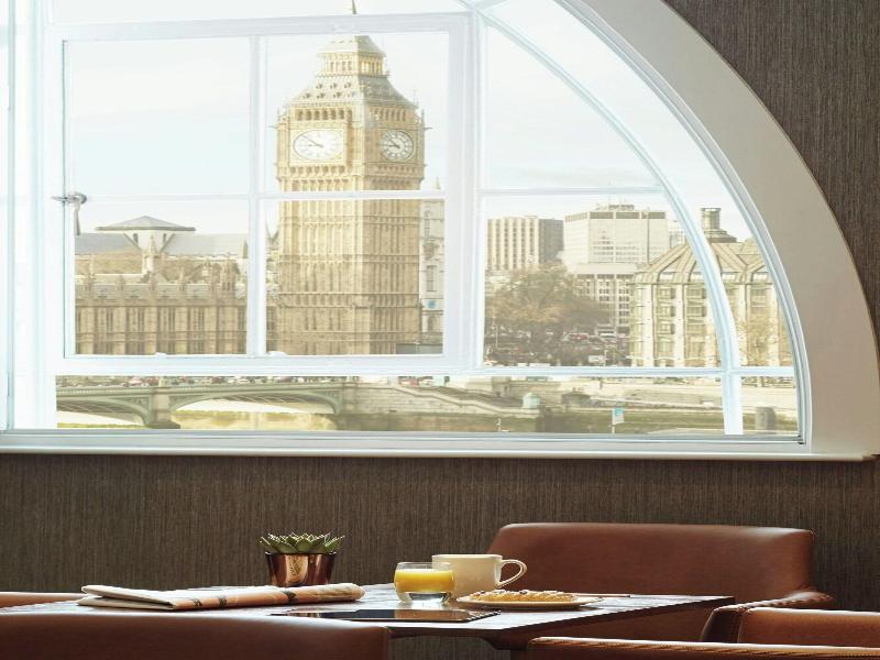 London Marriott Hotel County Hall image