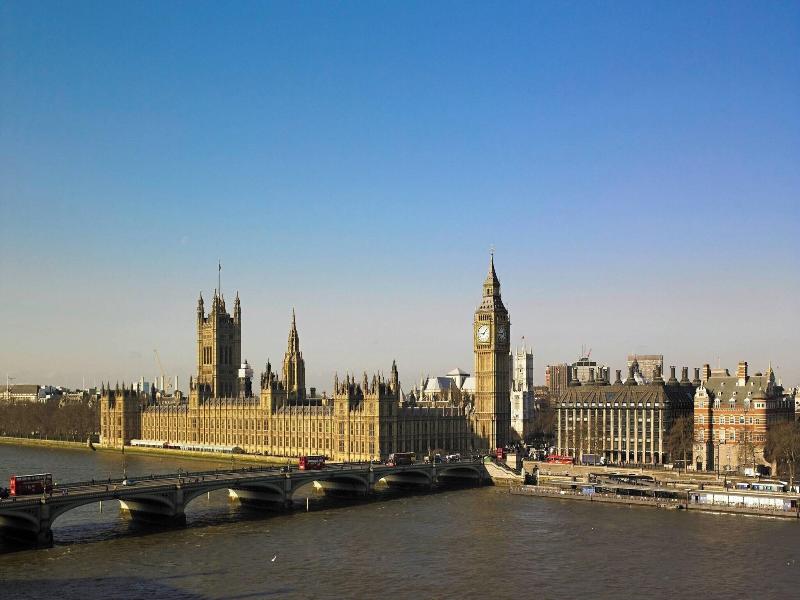London Marriott Hotel County Hall image