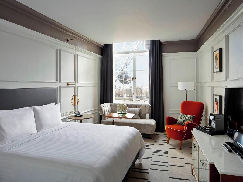 London Marriott Hotel County Hall image