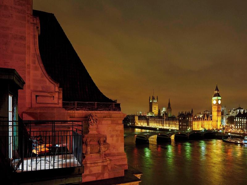 London Marriott Hotel County Hall image