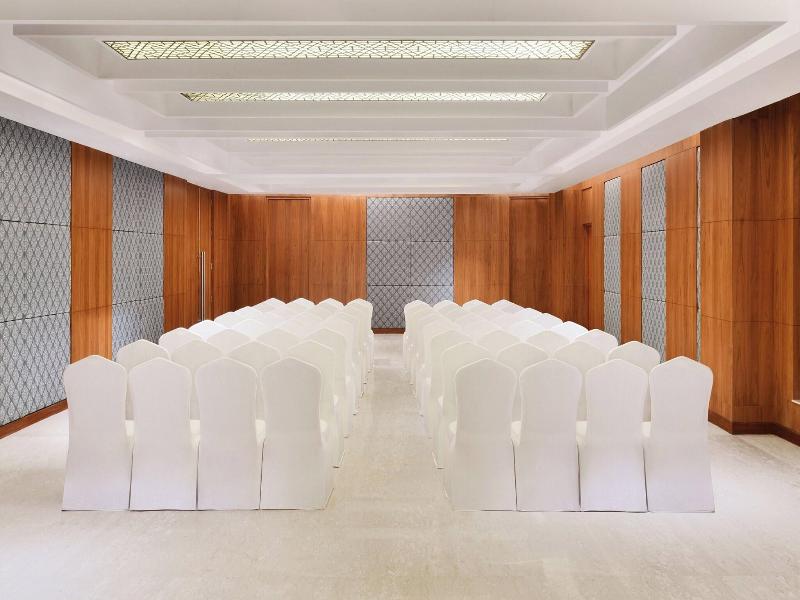 Four Points By Sheraton Jaipur, City Square image