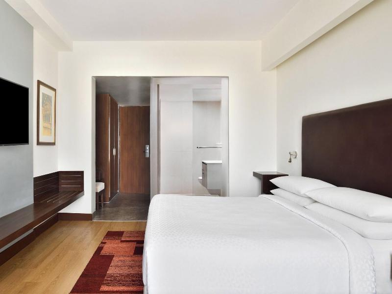 Four Points By Sheraton Jaipur, City Square image