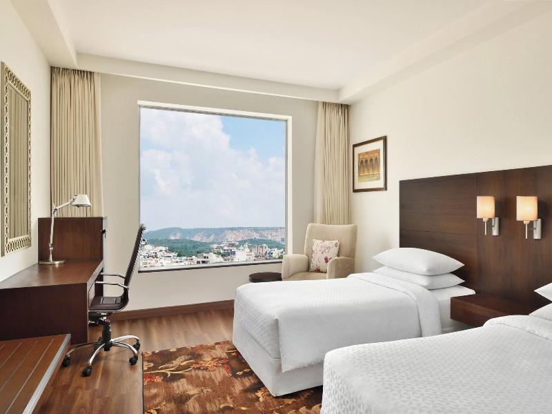 Four Points By Sheraton Jaipur, City Square image