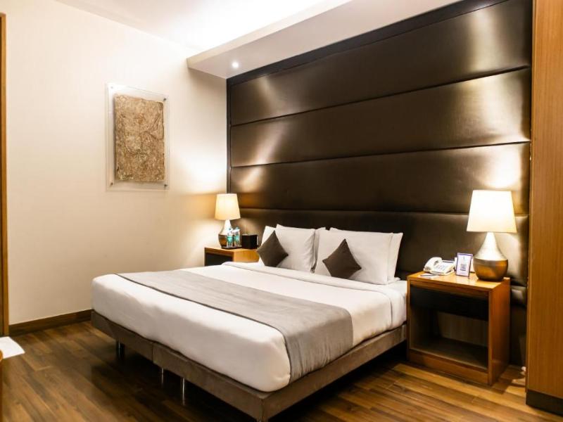Udman Hotel Panchshila Park image