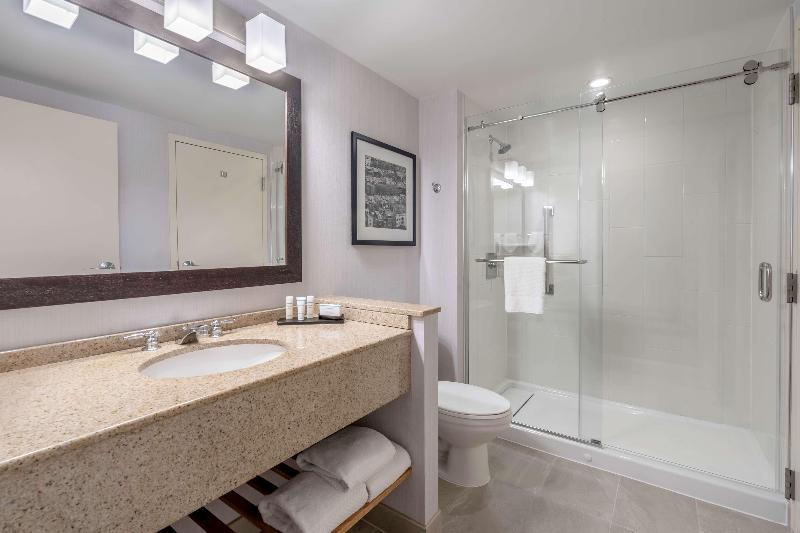 Embassy Suites Boston Logan Airport image