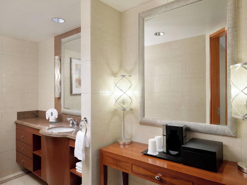 San Diego Marriott Gaslamp Quarter image