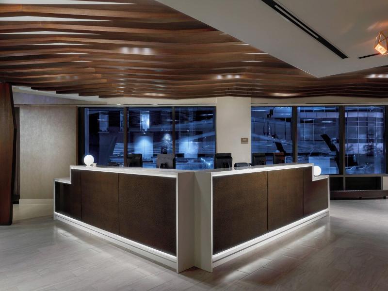 SpringHill Suites Chicago Downtown/River North image