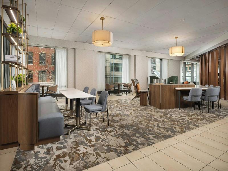 SpringHill Suites Chicago Downtown/River North image