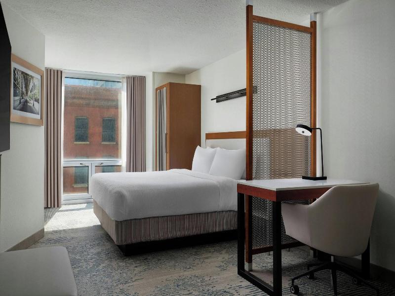 SpringHill Suites Chicago Downtown/River North image