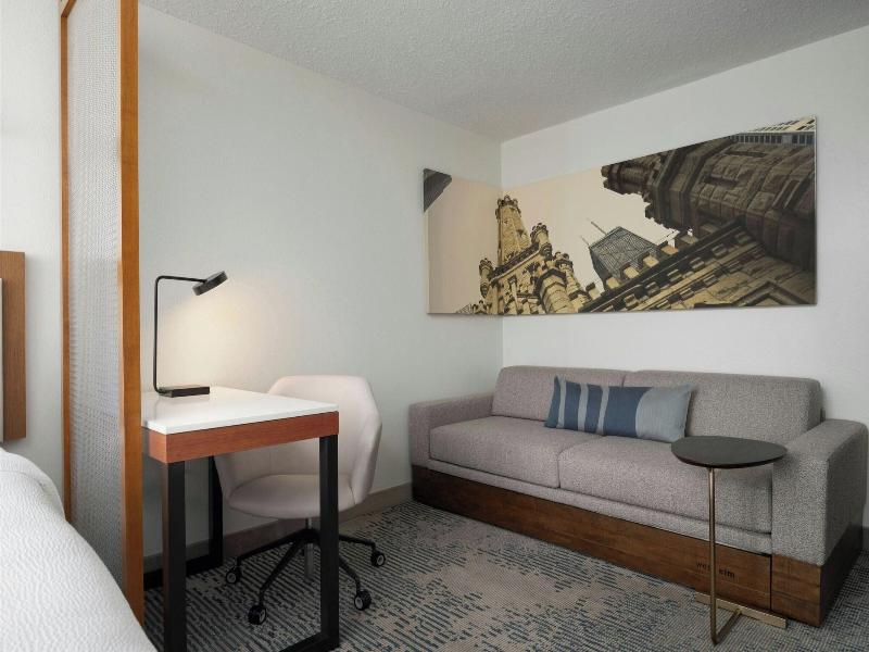 SpringHill Suites Chicago Downtown/River North image