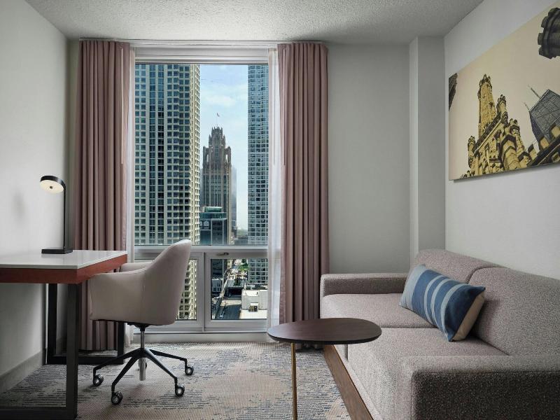 SpringHill Suites Chicago Downtown/River North image