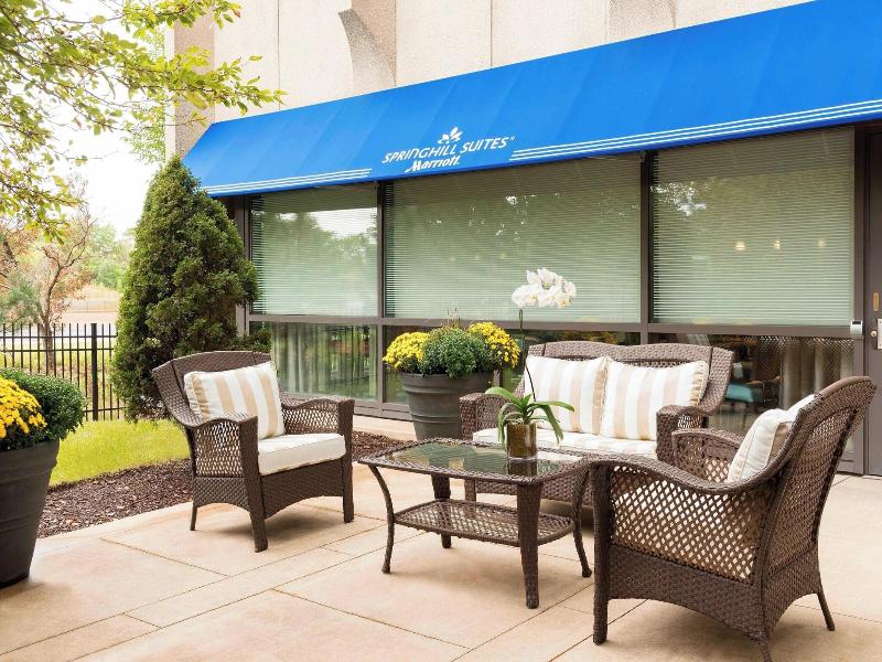 SpringHill Suites Chicago O'Hare image
