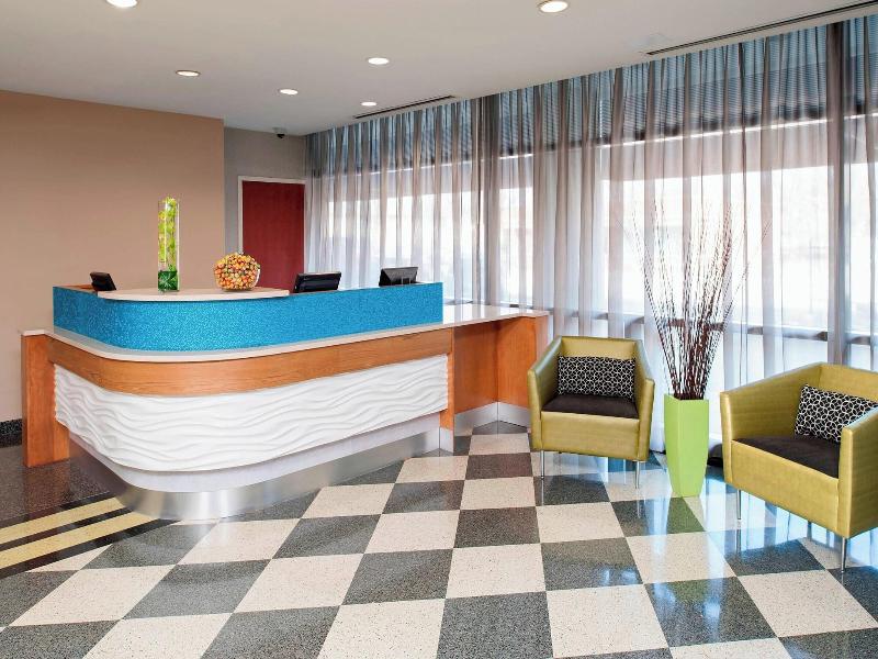 SpringHill Suites Chicago O'Hare image