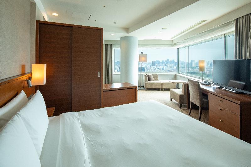 Stay in style at Hotel Century Southern Tower