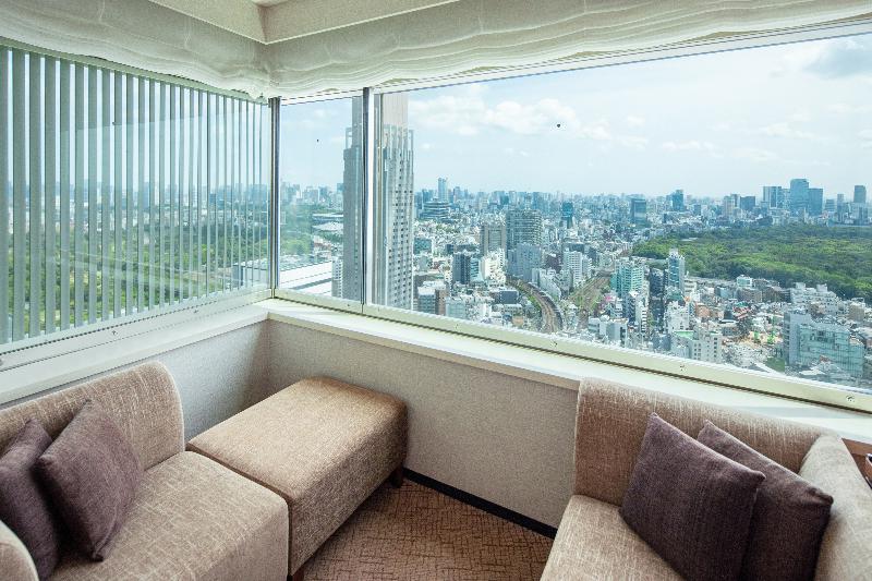 Stay in style at Hotel Century Southern Tower