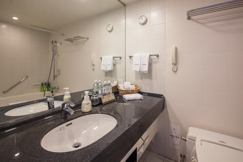 Stay in style at Hotel Century Southern Tower