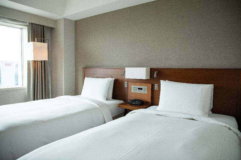 Stay in style at Hotel Century Southern Tower