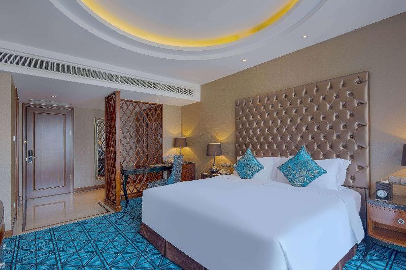 Plaza Royale Furongguo Changsha image