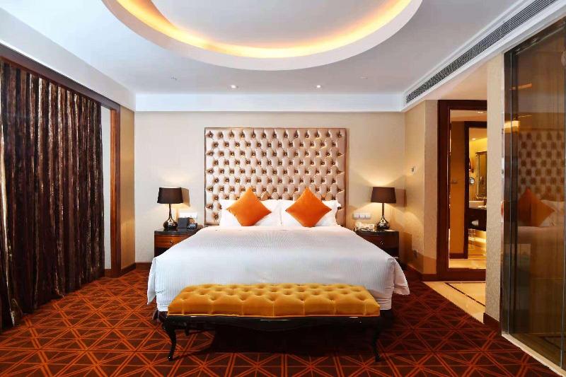 Plaza Royale Furongguo Changsha image