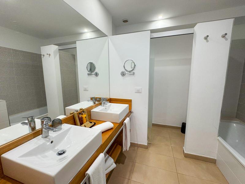Hotel LIVVO Anamar Suites image