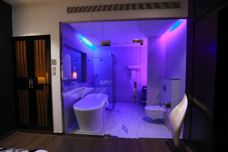 Ista Suites Seef image