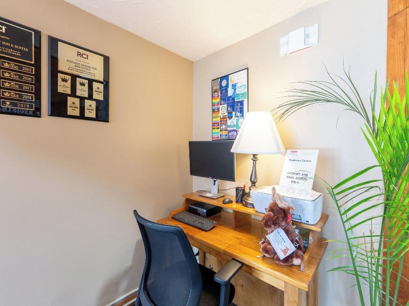 Fireside Inn & Suites Gilford