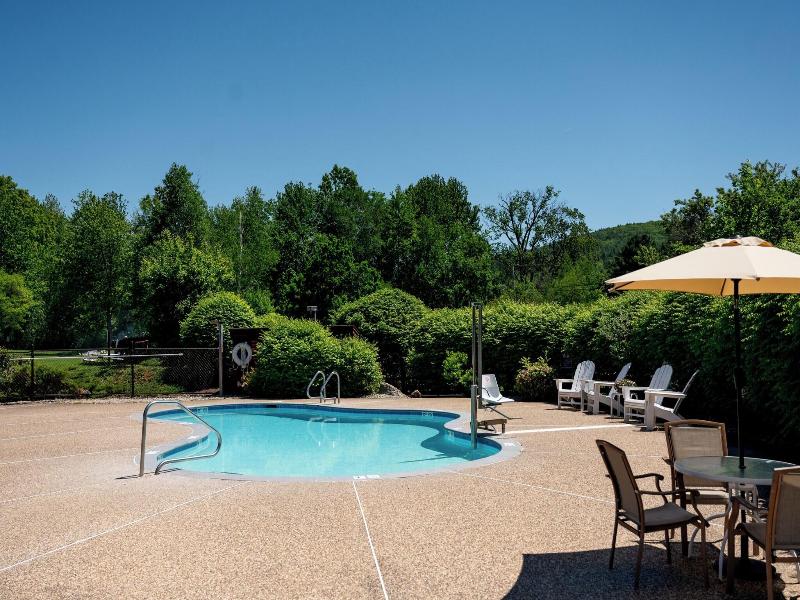 Fireside Inn & Suites Gilford