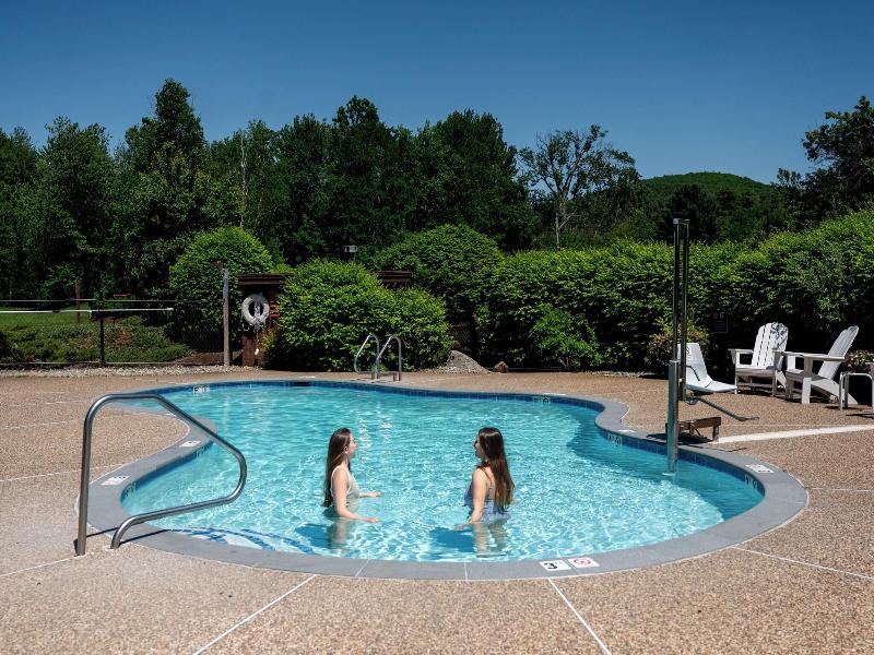 Fireside Inn & Suites Gilford