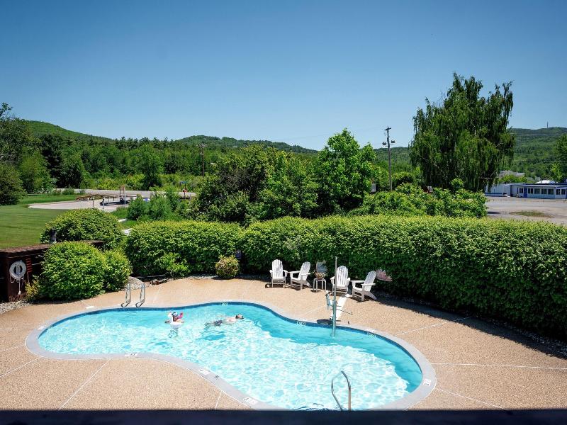 Fireside Inn & Suites Gilford