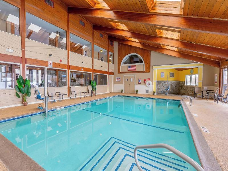 Fireside Inn & Suites Gilford