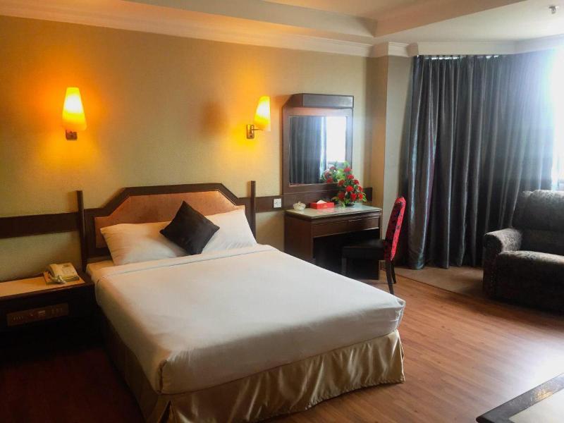 Hotel Grand Crystal Kedah image