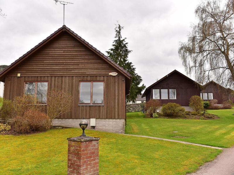 Moness House Hotel and Resort Cottages image