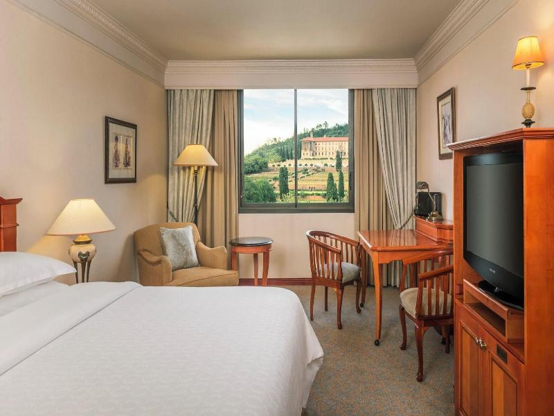 CT HOTEL image