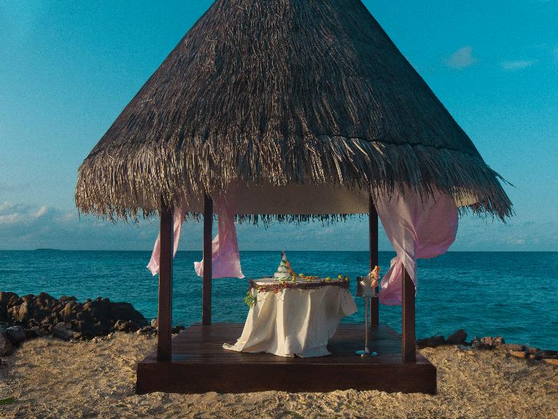 Taj Coral Reef Resort & Spa