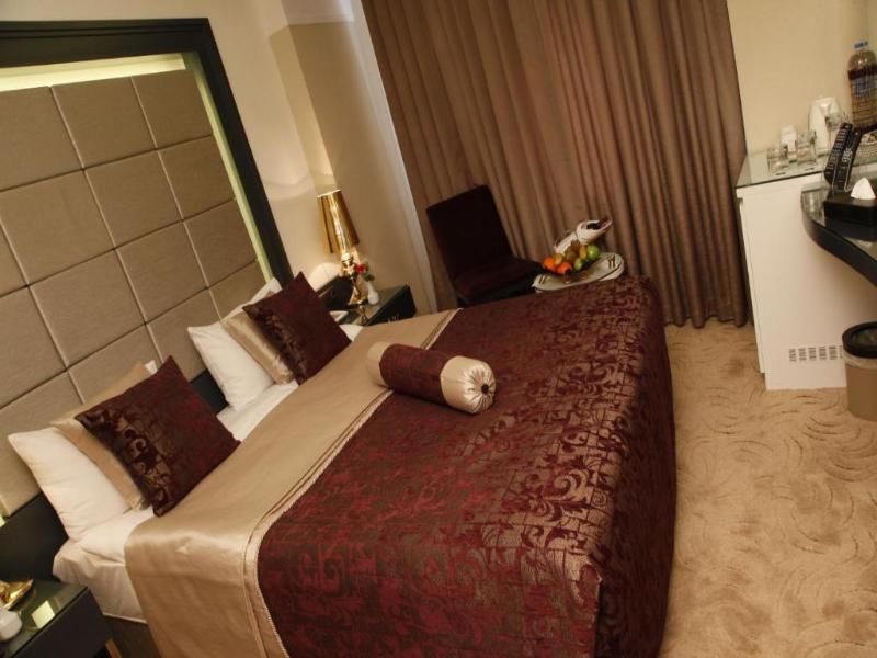 Mirilayon Hotel image
